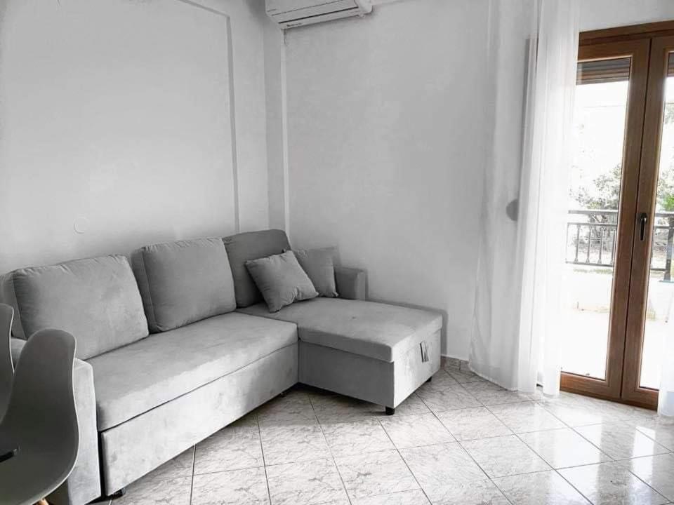 Chris Apartment Vasiliki  Bagian luar foto