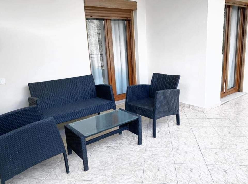 Chris Apartment Vasiliki  Bagian luar foto